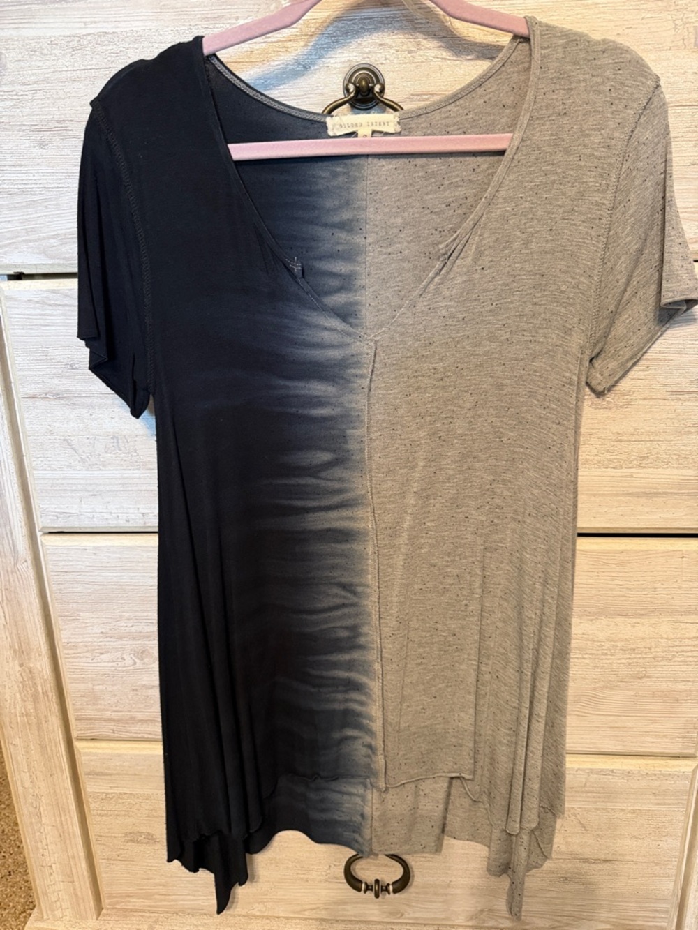 Women’s buckle gilded intent Tee size small